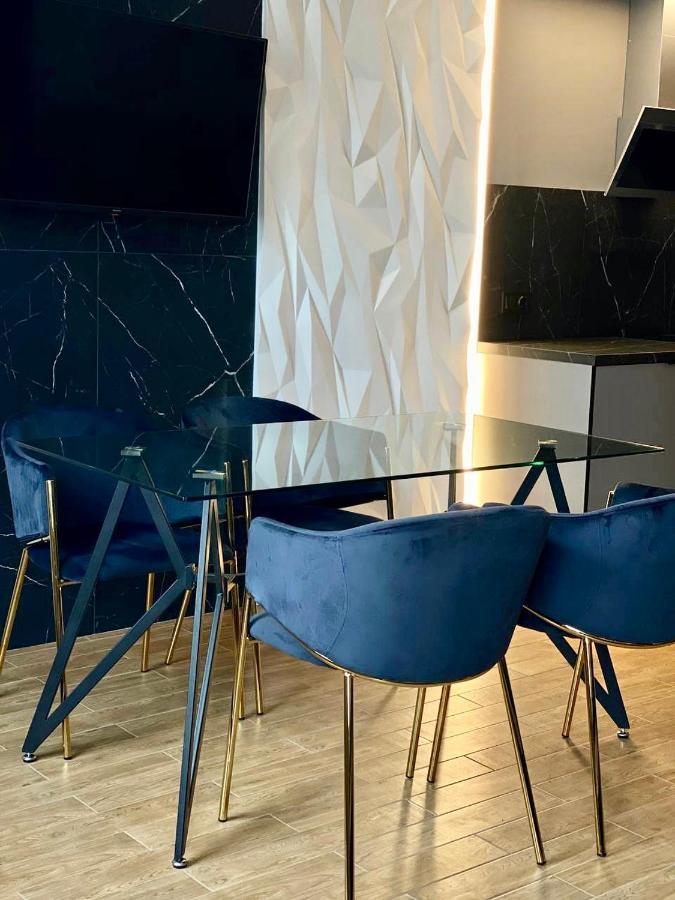Central Family Boutique Apartments 2 리비프 외부 사진