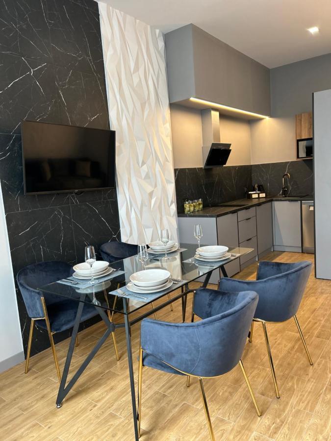 Central Family Boutique Apartments 2 리비프 외부 사진