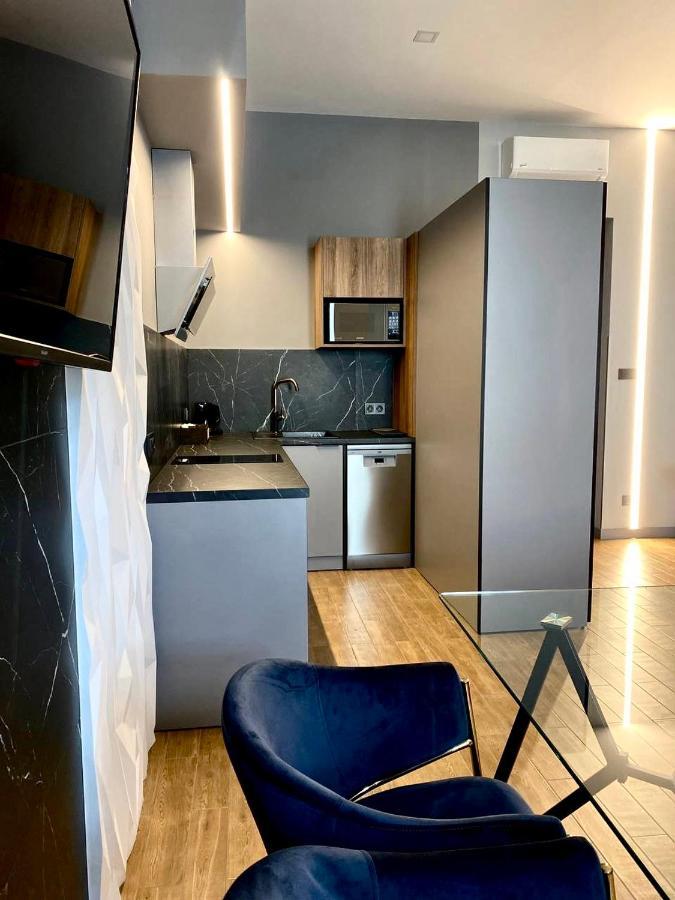 Central Family Boutique Apartments 2 리비프 외부 사진