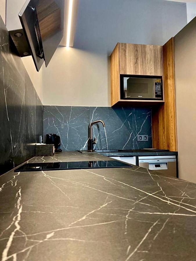Central Family Boutique Apartments 2 리비프 외부 사진